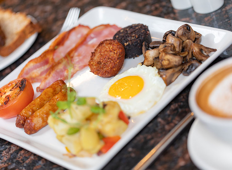 Breakfast at Gleesons Gleesons Gallery