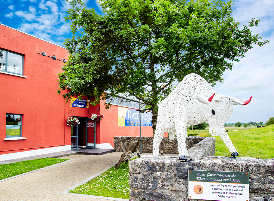 rathcroghan-visitor-centre-sculpture